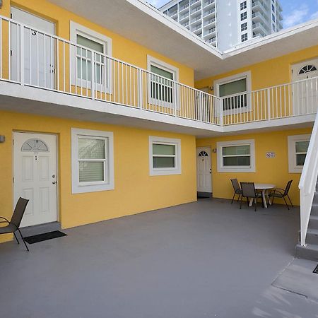 Blue Sky Motel Hollywood Exterior photo